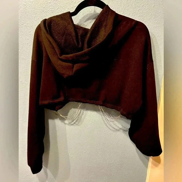 FASHION NOVA CROP TOP - Picture 5 of 6